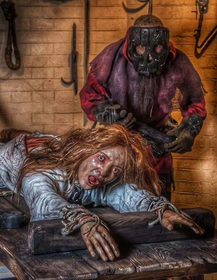 Medieval torture gallery 2