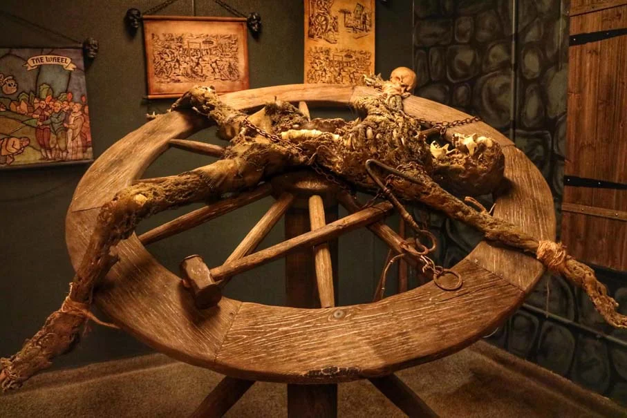 Medieval torture gallery 6